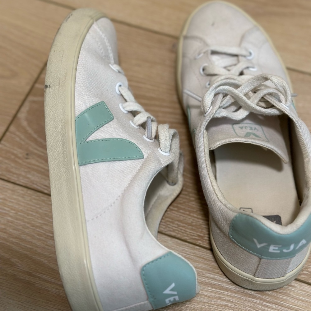 Veja White Canvas Sneakers Green V Logo Eco Casual Shoes Women’s EU 39